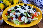 Греческий салат с пекинской капустой